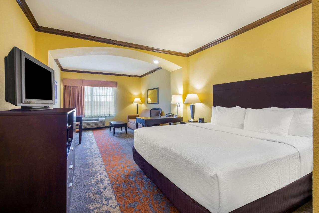 La Quinta By Wyndham Eastland Hotel Екстериор снимка