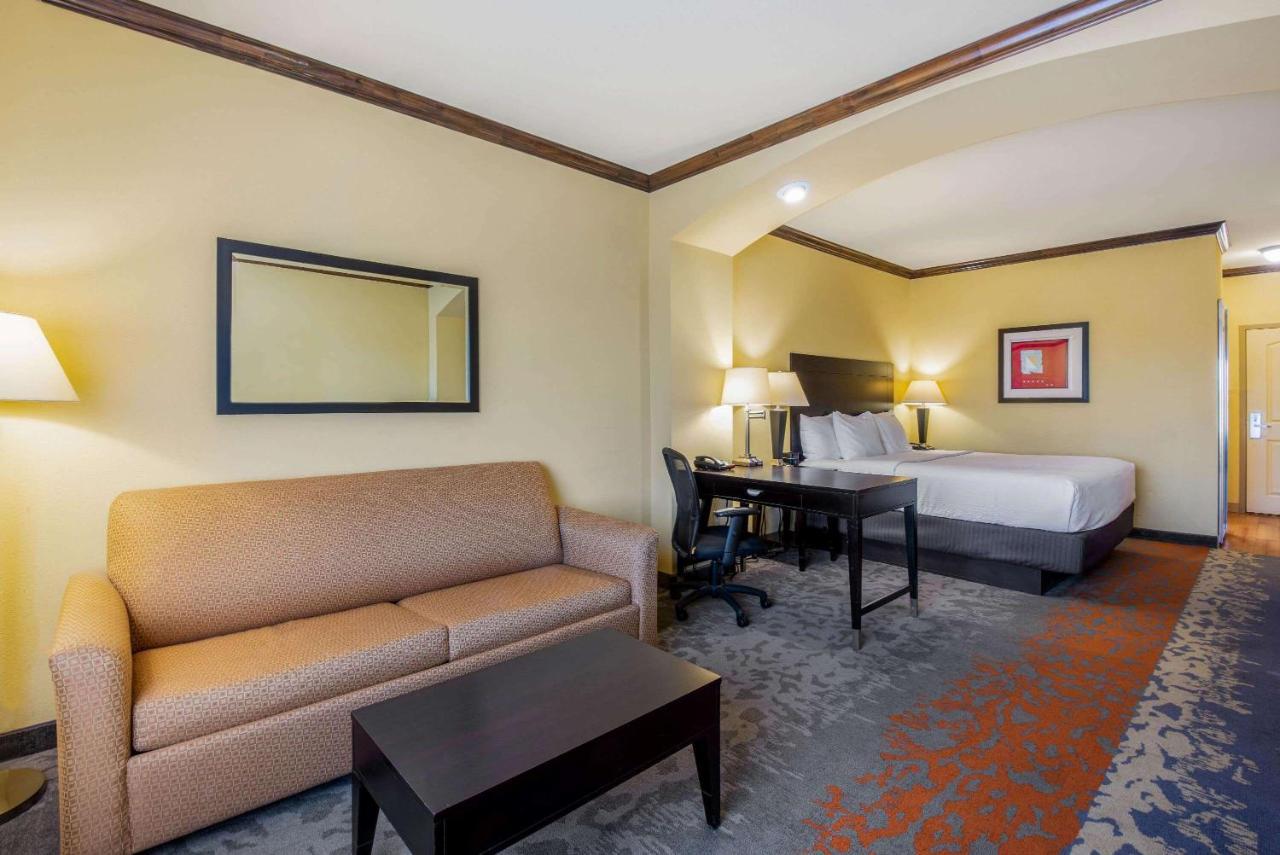 La Quinta By Wyndham Eastland Hotel Екстериор снимка