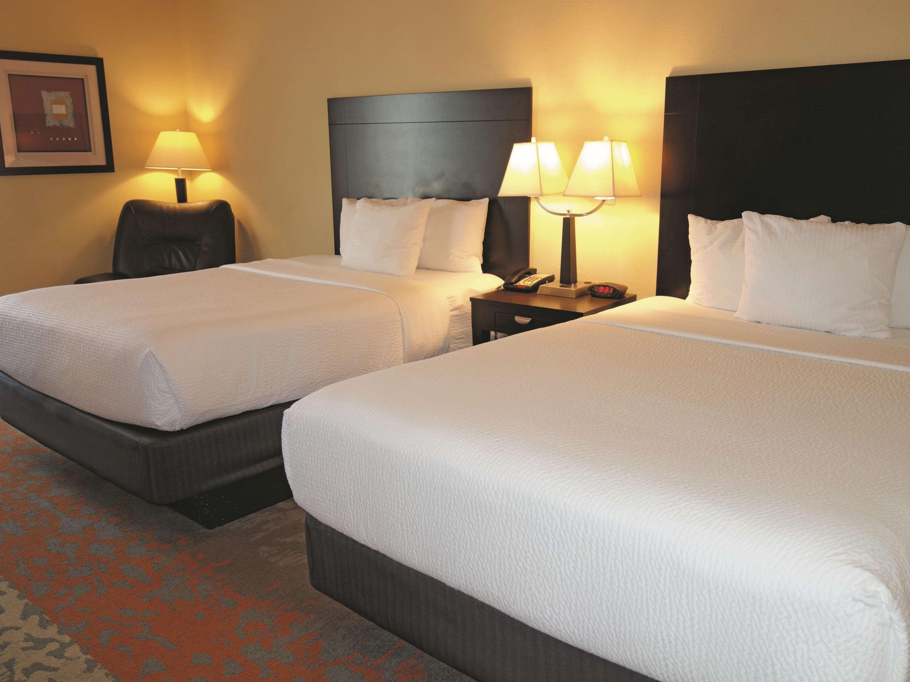 La Quinta By Wyndham Eastland Hotel Екстериор снимка