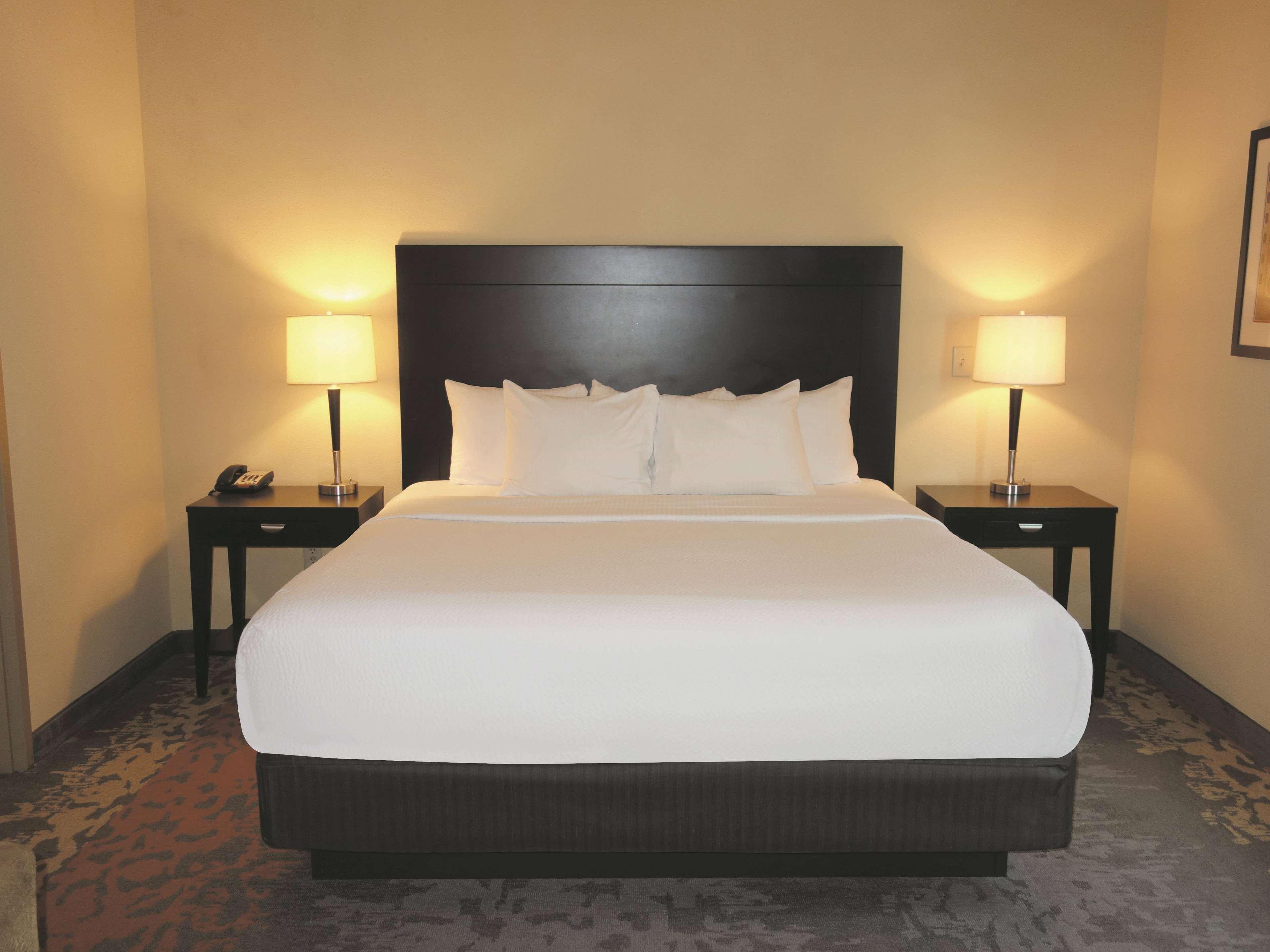 La Quinta By Wyndham Eastland Hotel Екстериор снимка