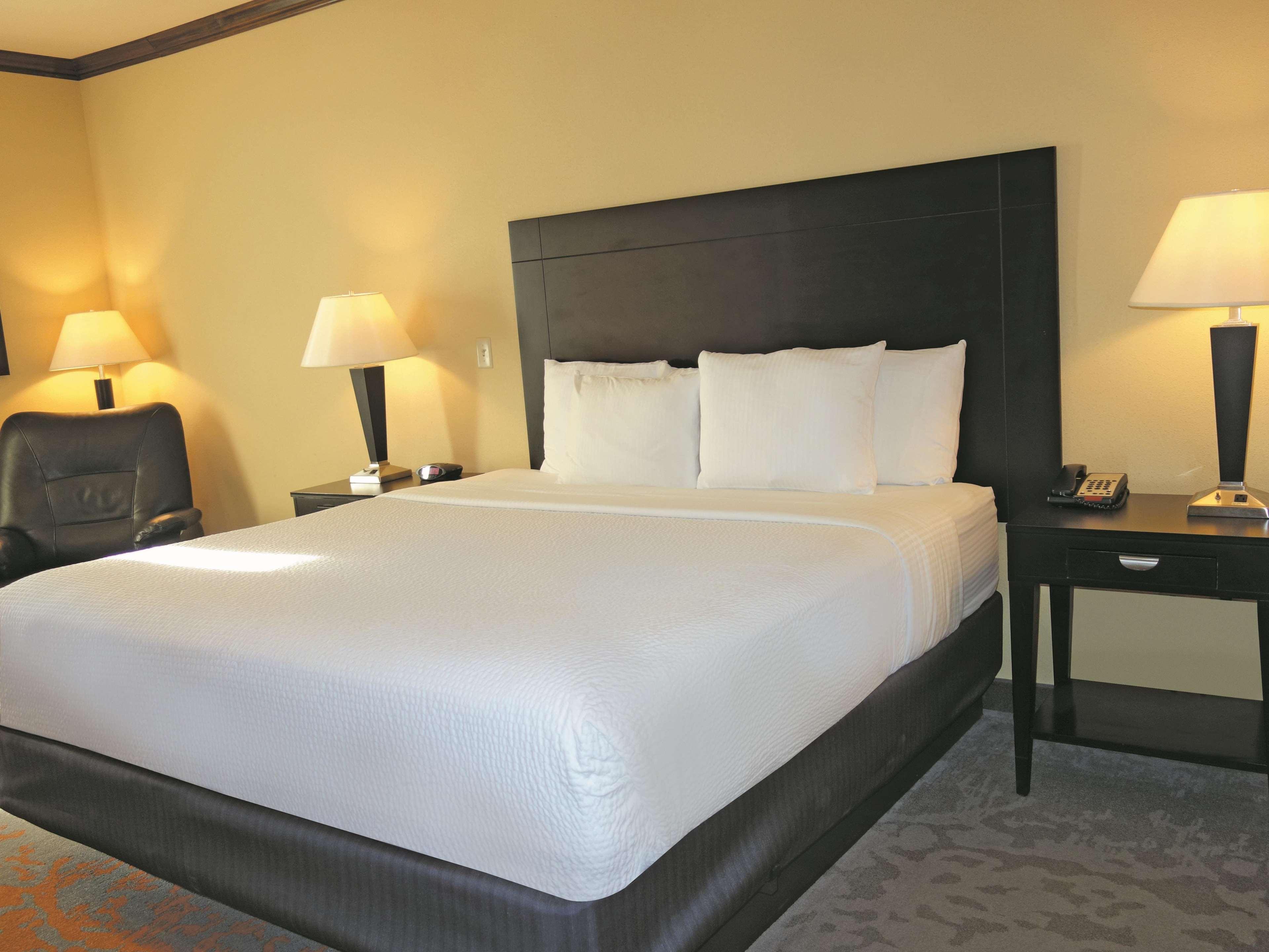 La Quinta By Wyndham Eastland Hotel Екстериор снимка