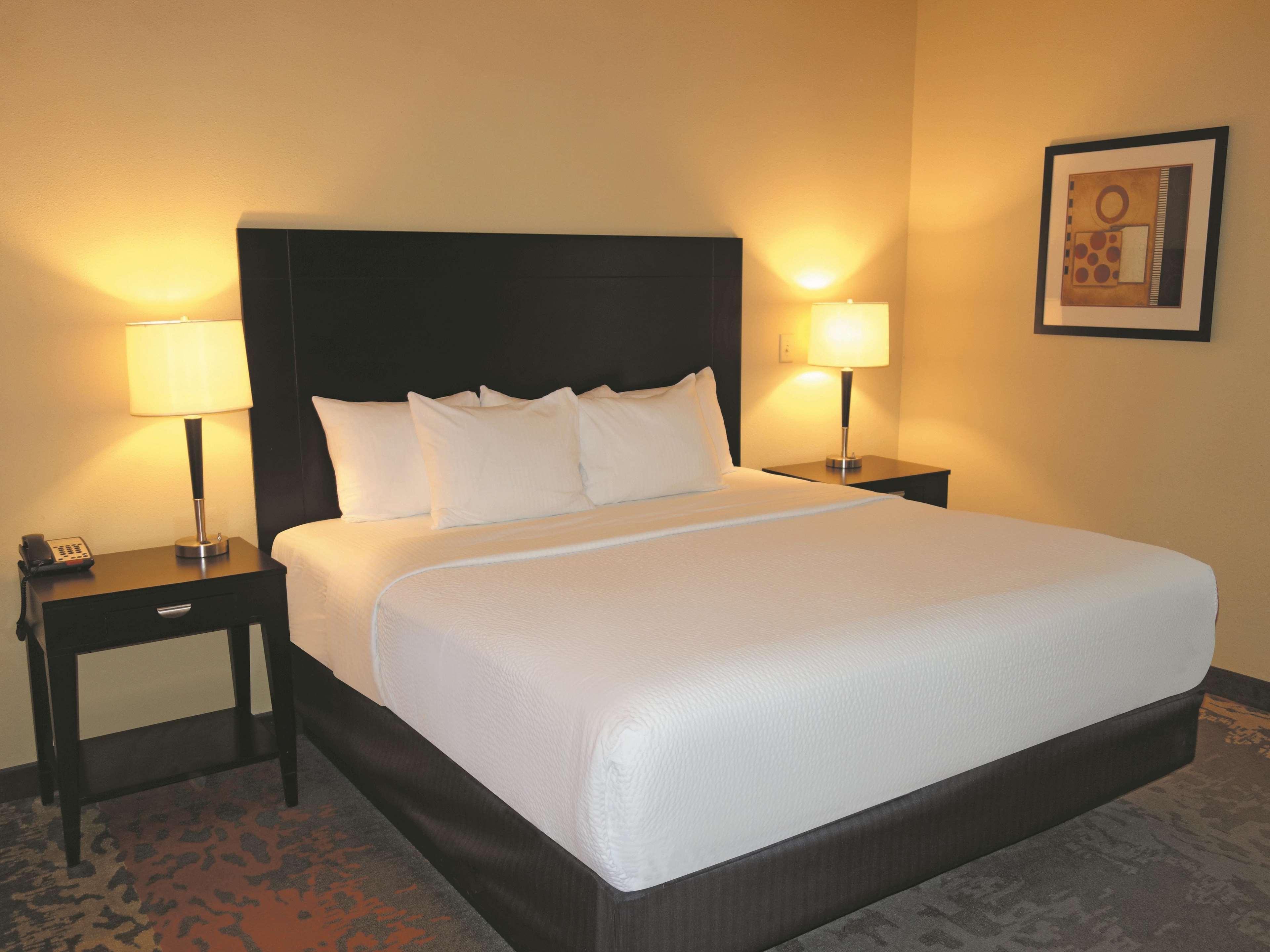 La Quinta By Wyndham Eastland Hotel Екстериор снимка