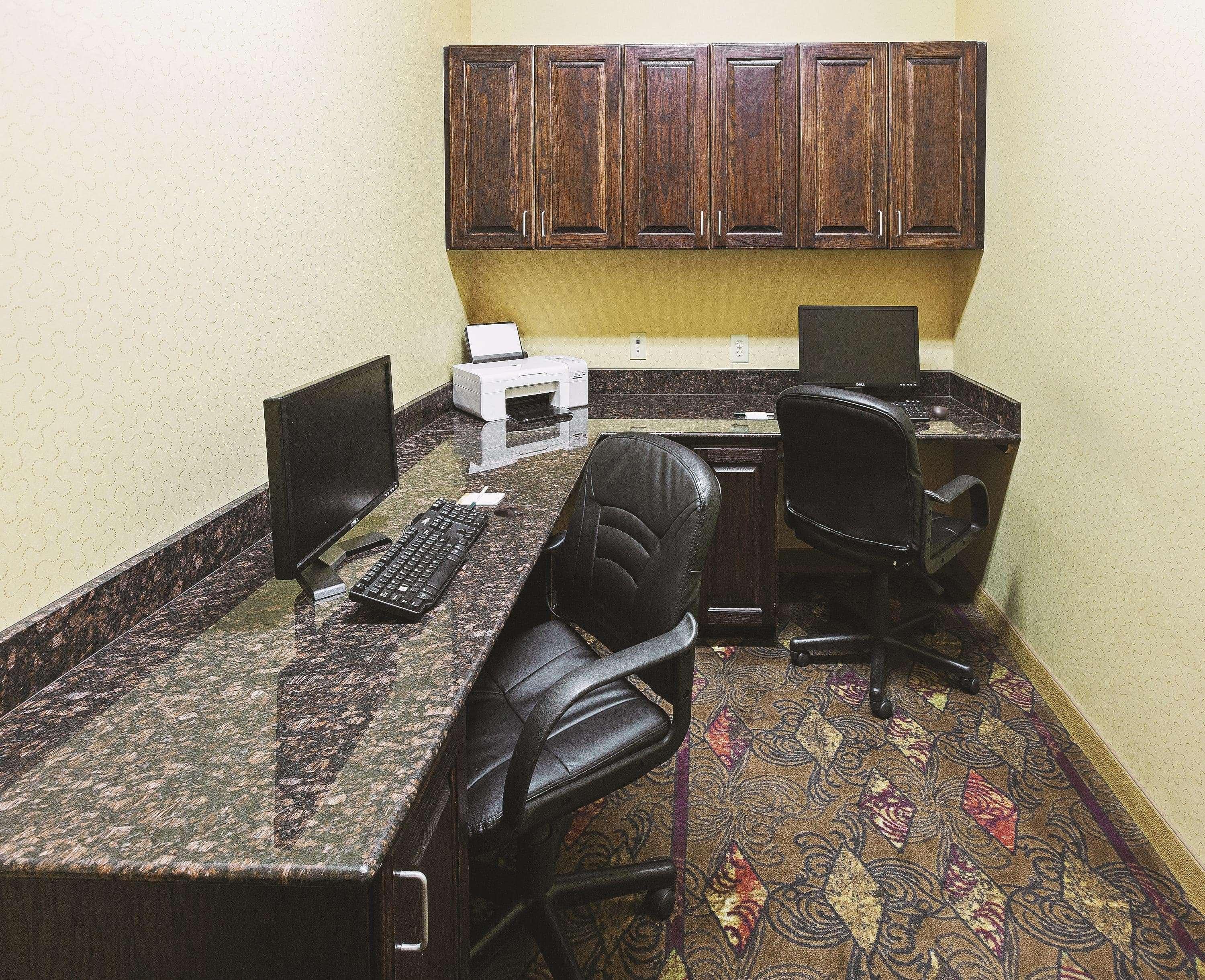 La Quinta By Wyndham Eastland Hotel Екстериор снимка