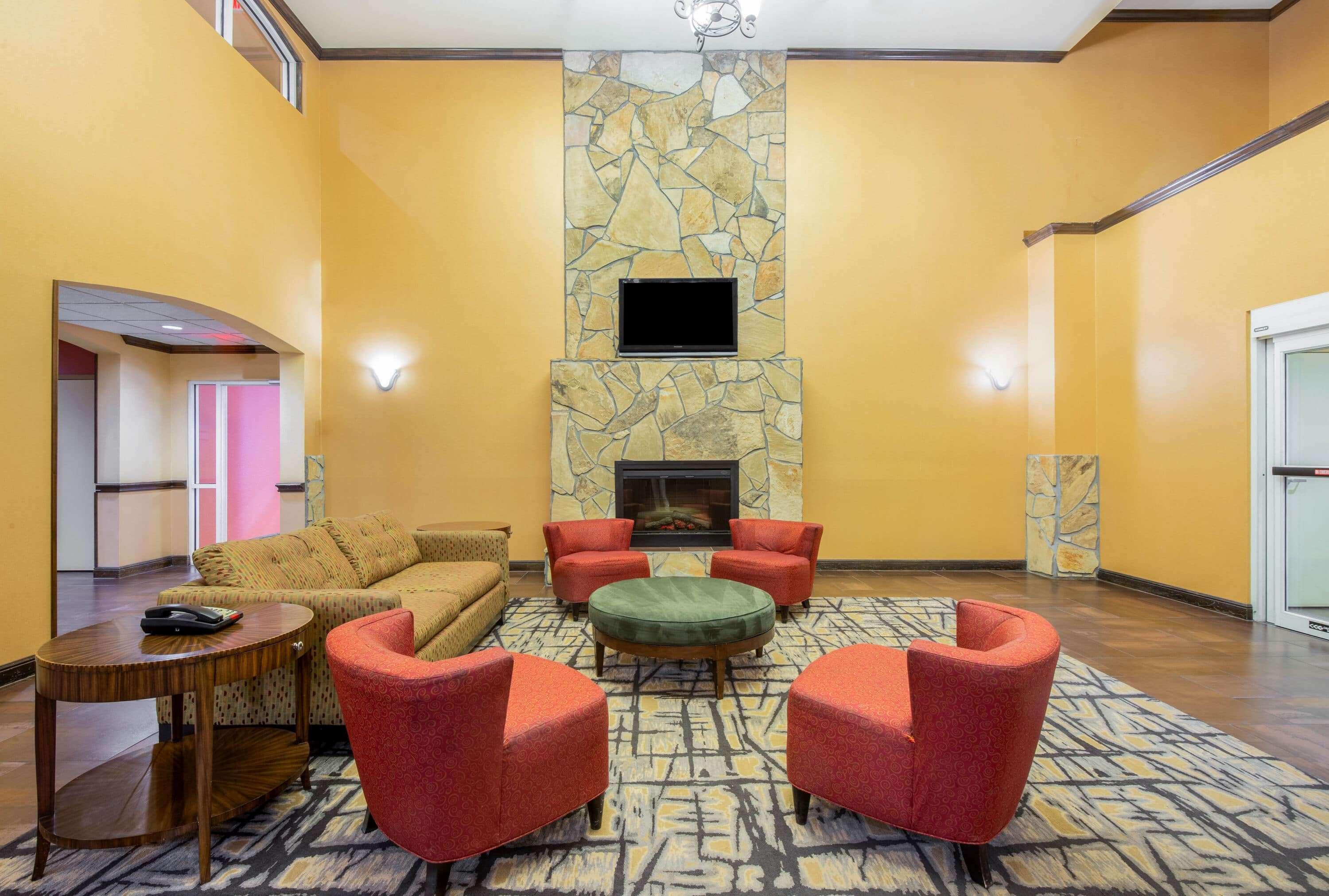 La Quinta By Wyndham Eastland Hotel Екстериор снимка